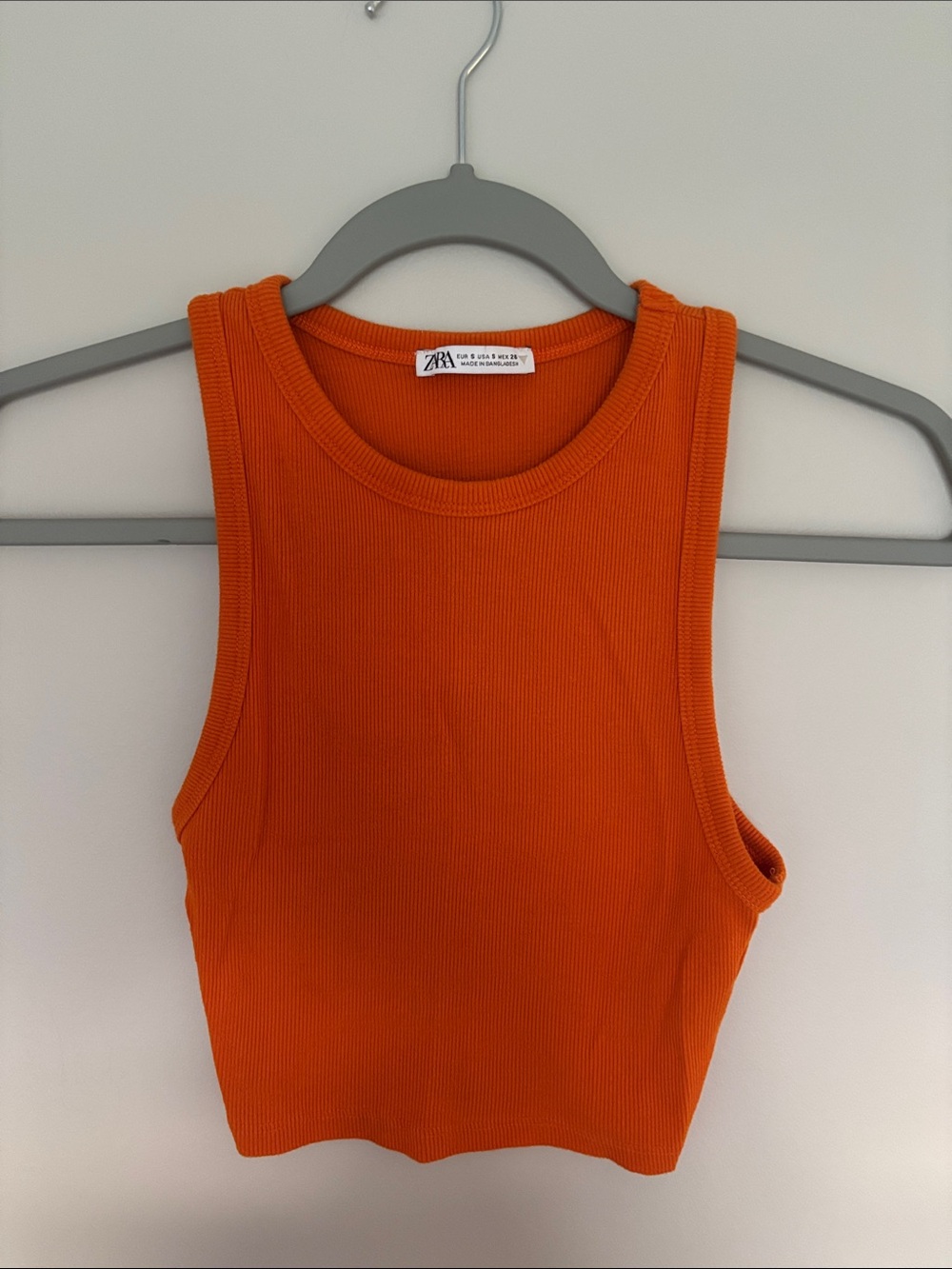 Woman’s ZARA Vibrant Orange Ribbed Crop Tank Size Small